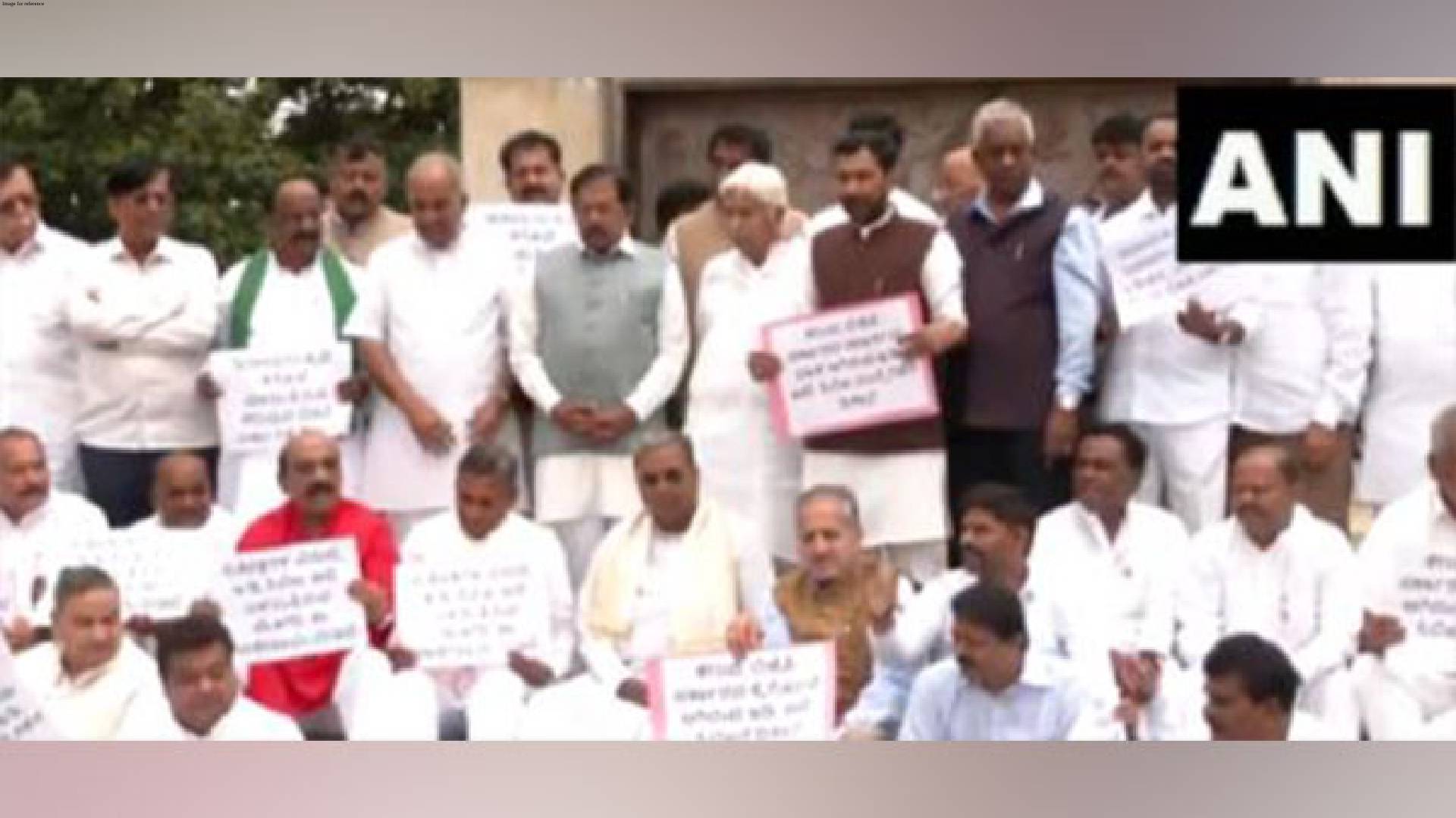 Valmiki case: Karnataka Congress holds protest against alleged actions taken by ED officials